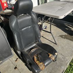 Nissan 350Z driver's side seat