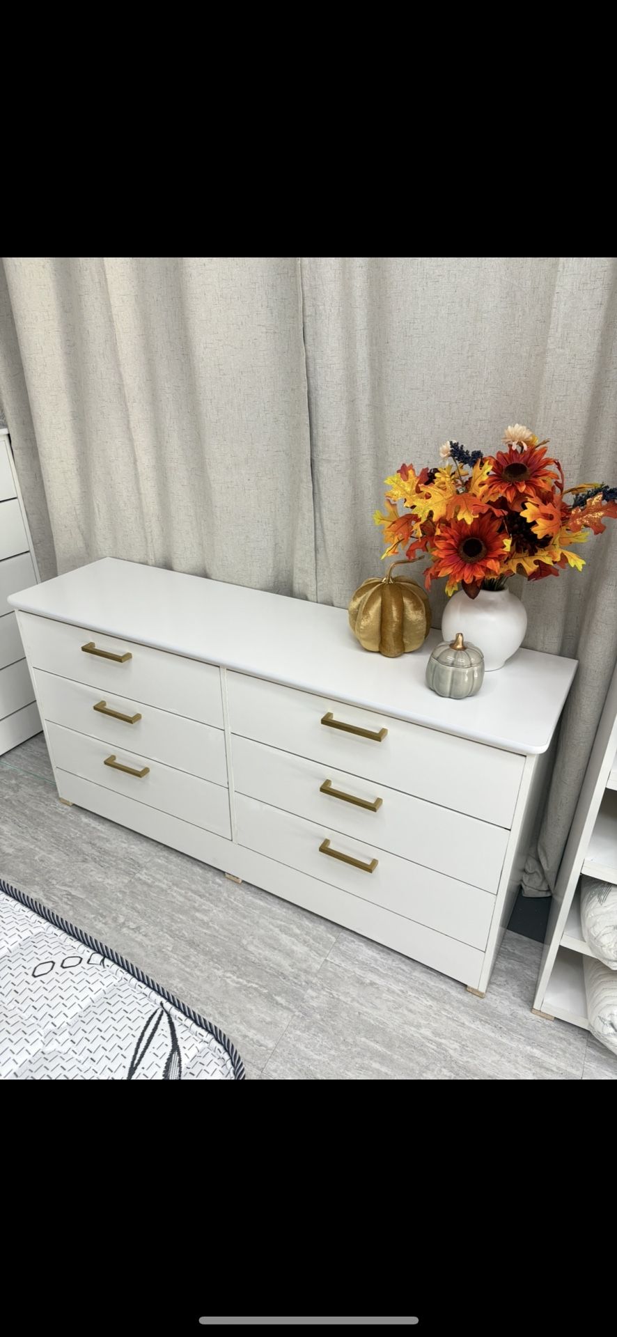 New White 6 Drawer Dresser With Glides✨