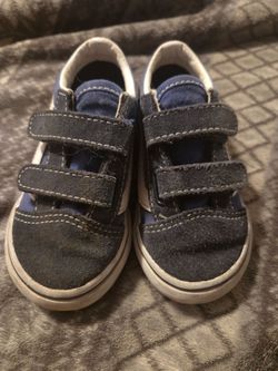 Kids vans size 7