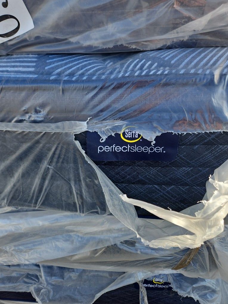 Serta perfect Sleeper Queen