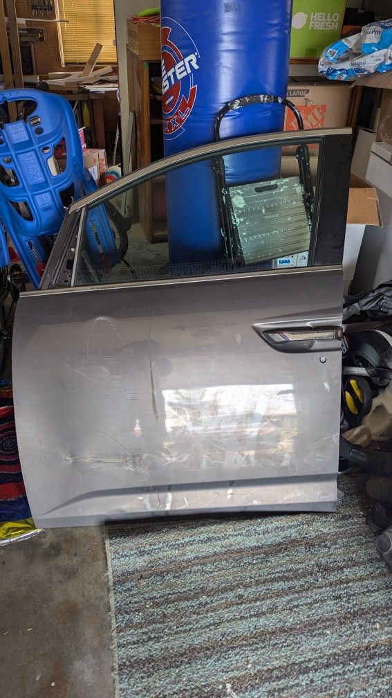 2015 Honda Odyssey Driver Door
