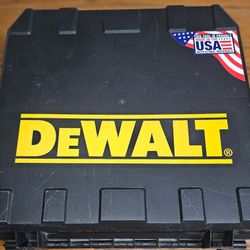 Dewalt 20 Volt XR IMPACT AND HAMMER DRILL LIKE NEW!!
