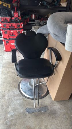 Barber chair