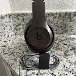 Beats Studio Pro Bluetooth Wireless Headphones