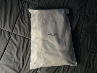 ESSENTIAL FEAR OF GOD • SHORTS