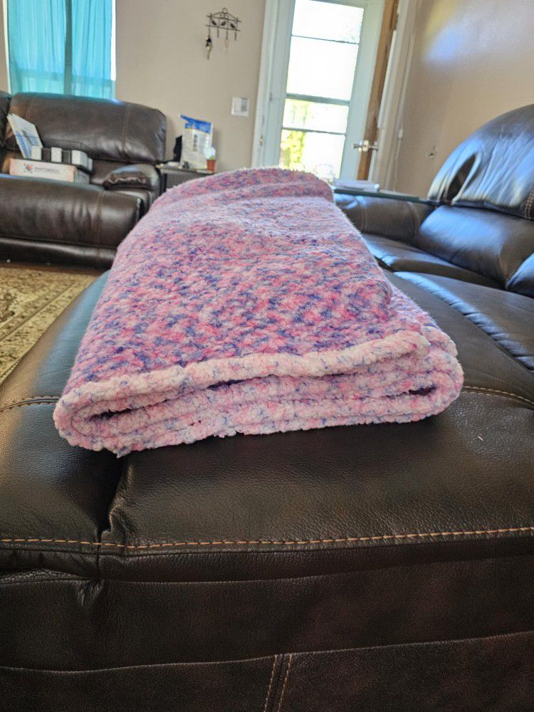 Twin Sized Fluffy Blanket