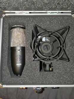 AKG P420 condenser mic