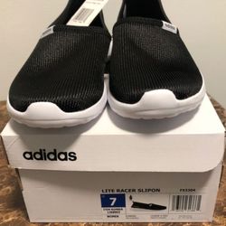 Adidas running women shoes brand new size 7. Firm price
