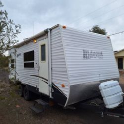 2008 Keystone Travel Trailer