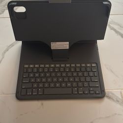 ipad 10 -  keyboard case 