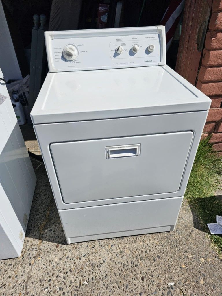 Kenmore Electric 3 Prong Dryer. Works Great