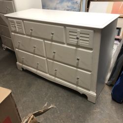 7 Drawer Dresser 