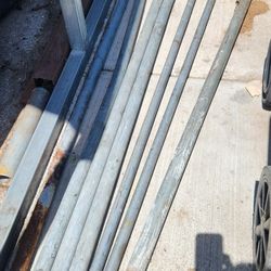 Galvanized Metal Steel Post Average 5feet And Some Inches [4- 2in ][1-1 3/4 ][2-1 1/4]