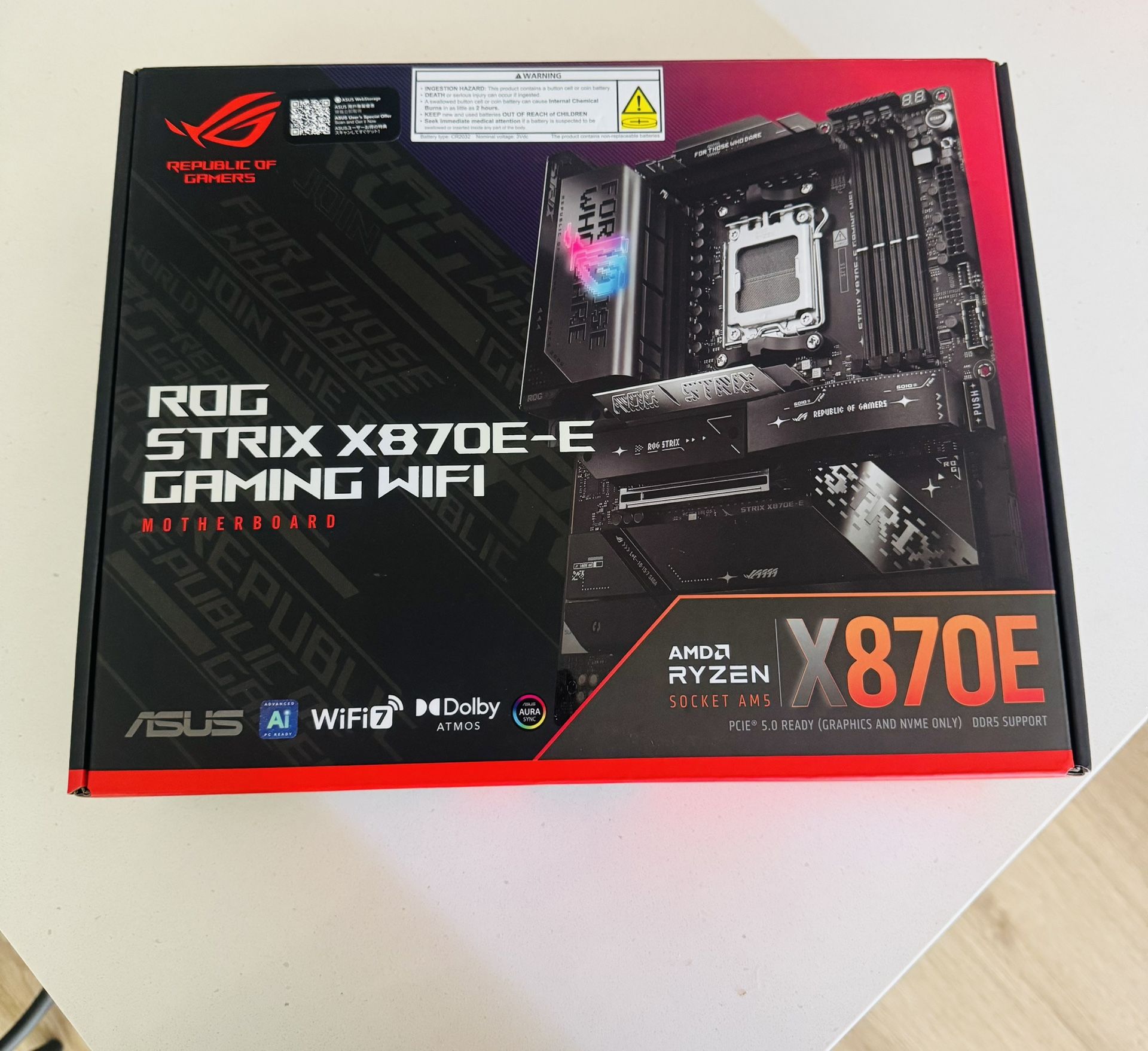ASUS ROG Strix X870E-E Gaming WiFi AMD AM5 X870 ATX Placa base 18+2+2 etapas de potencia, conmutador OC dinámico, Core Flex, DDR5 AEMP, WiFi 7, 5X M.2