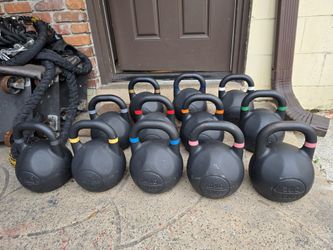 Weight Rogue Competition Kettlebells Set