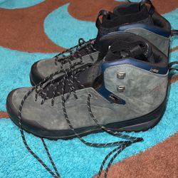 Arc'teryx Bora2 Mid LTR GTX Hiking Boots Size 13