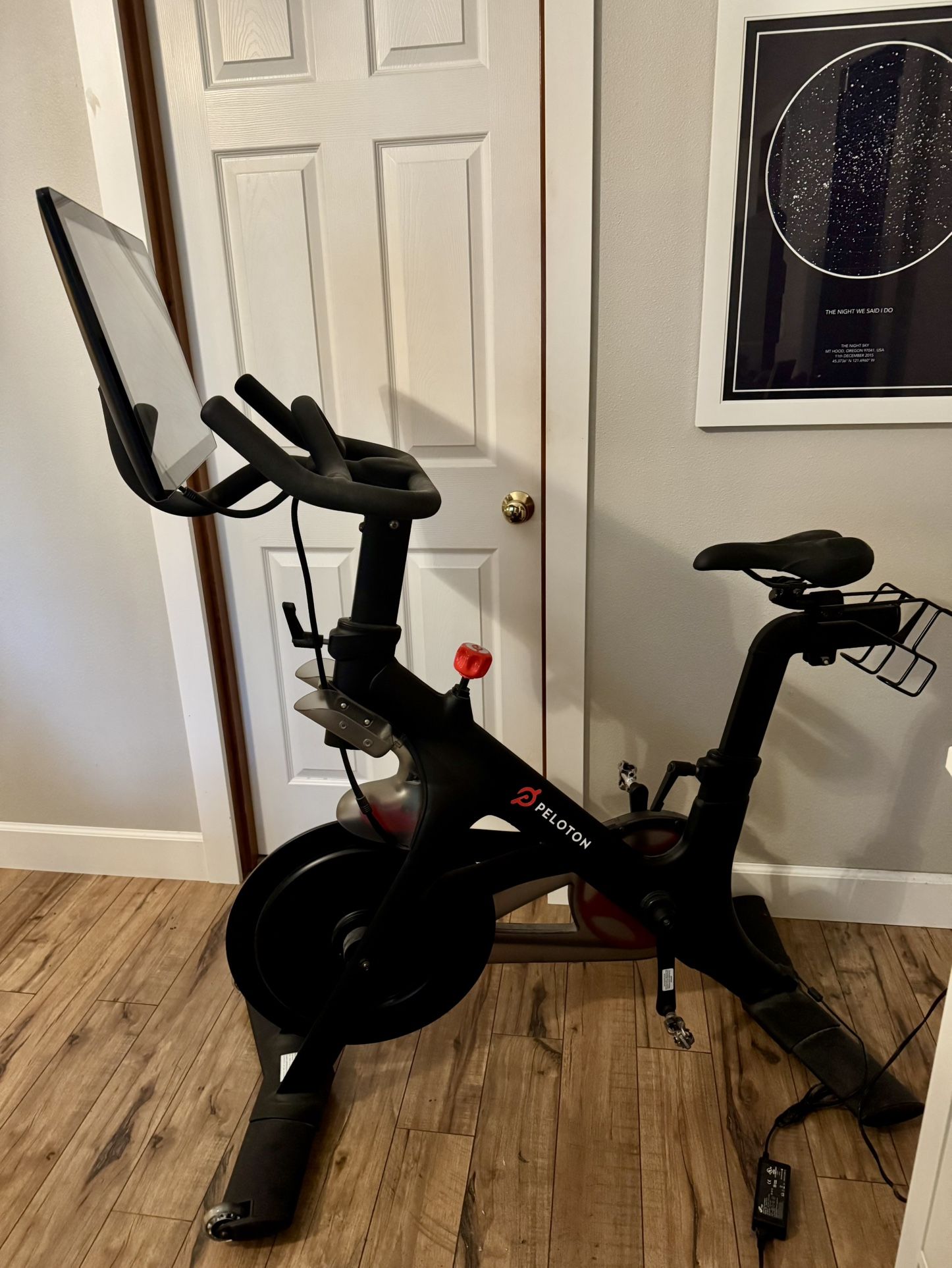 Peloton Bike-LOTS of Extras!  