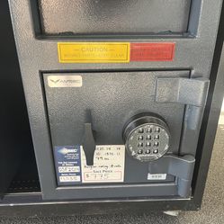 Used Safe Floor Mount 