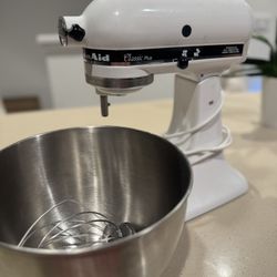 KitchenAid Stand Mixer Classic Plus