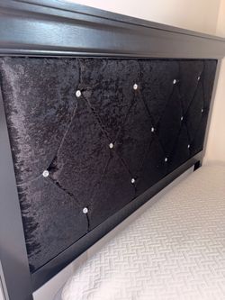 Full size bed and mattress