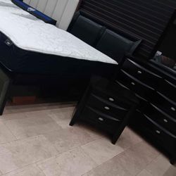 Summer Blowout Sale. Emily Black Bedroom Set Only $699. Easy Finance Option. Same-Day Delivery.