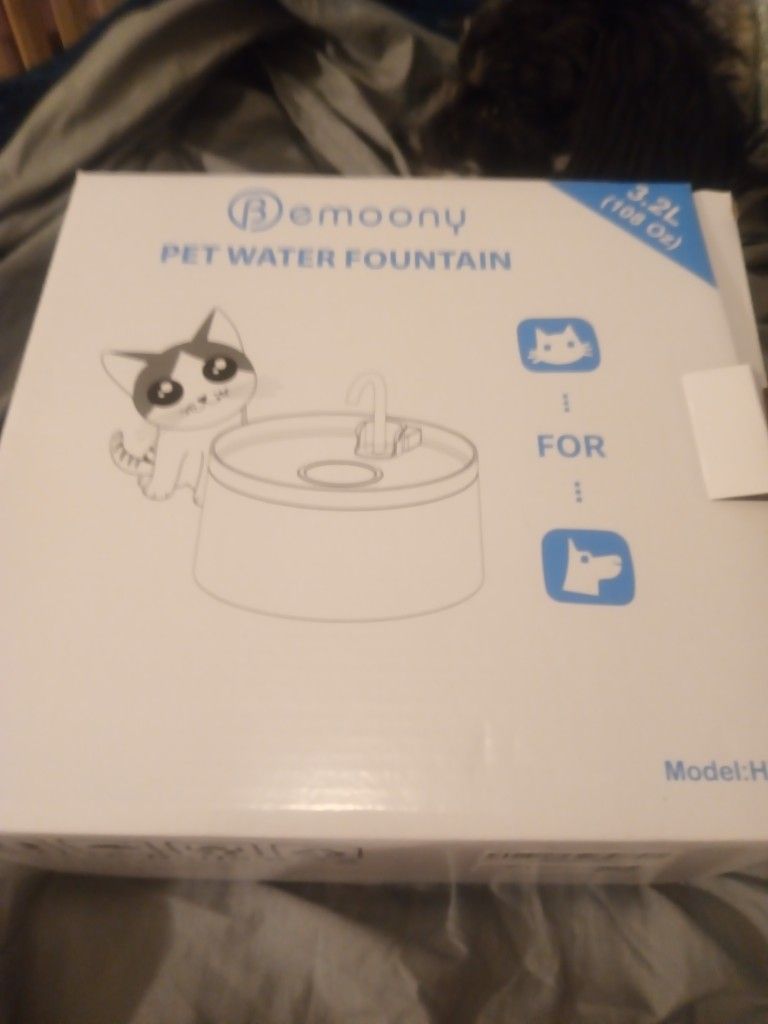 Pet Water Fountain