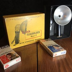 Vintage Kodak Handheld Flash With Bulbs