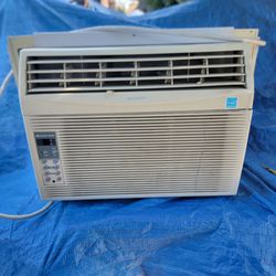 Sharp 12,000 BTU Air Conditionerr With Remote