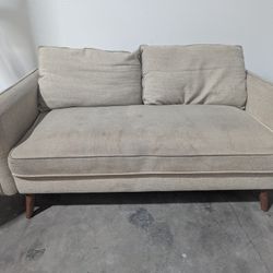 60" Square Arm Loveseat Syston

By Wade Logan®