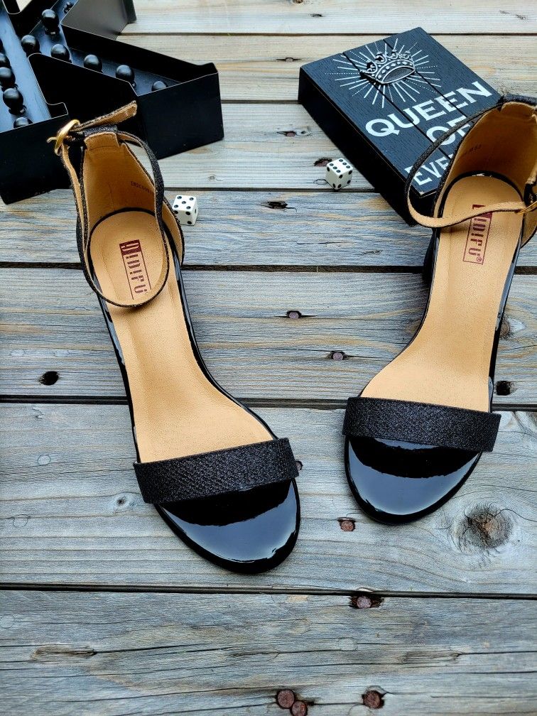 GLITTER BLOCK HEELS