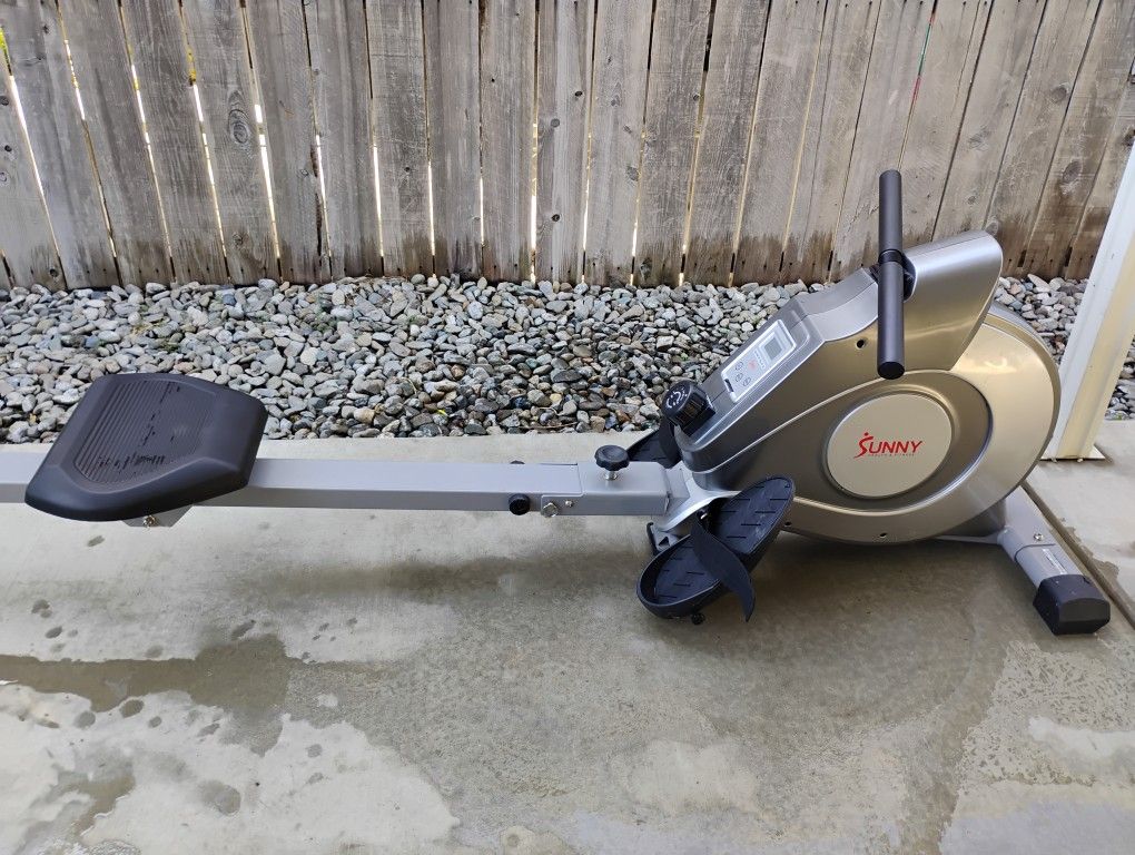 Rowing Exercise Machine