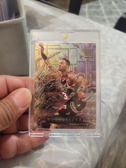 Alonzo Mourning fleer metal metallic edge skybox basketball card