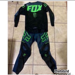 Fox moto gear