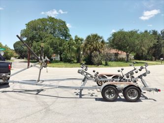 Sailboat trailer