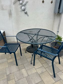 Outdoor Table and 2 chairs