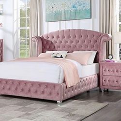 Bed Sets/Bedroom Furniture/Custom Beds/Matresses - Same Day Delivery - No Credit Needed