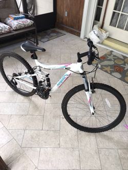Mongoose hotsell ledge 26