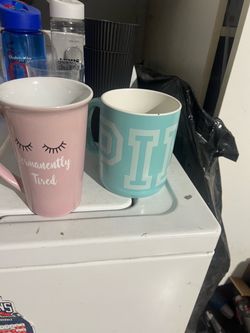 Set of 2 Novelty Coffee Mugs