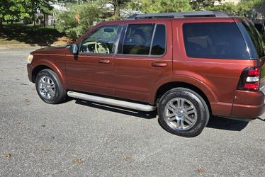 2010 Ford Explorer