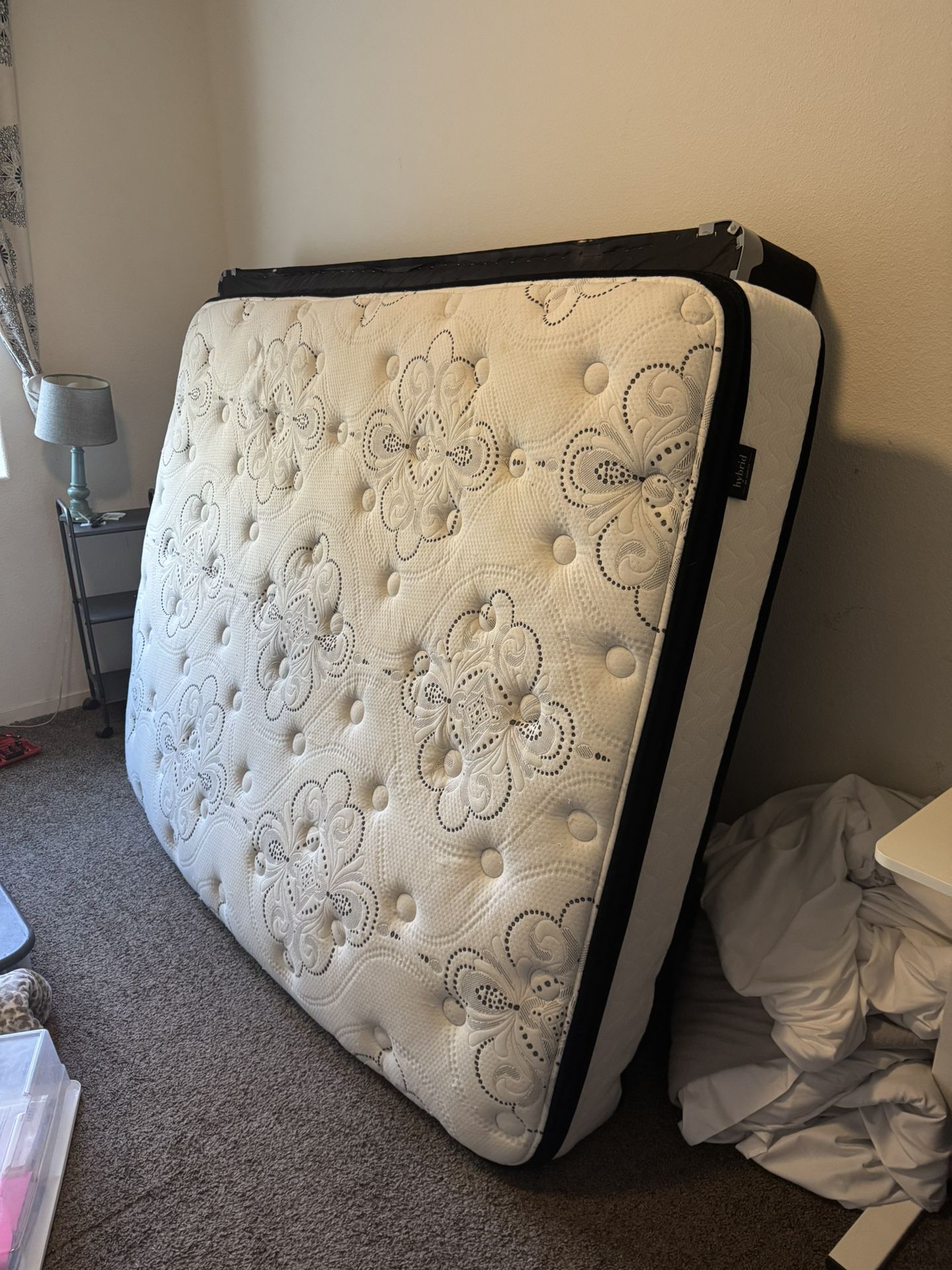 Queen Pillow Top Mattress And Box Spring.