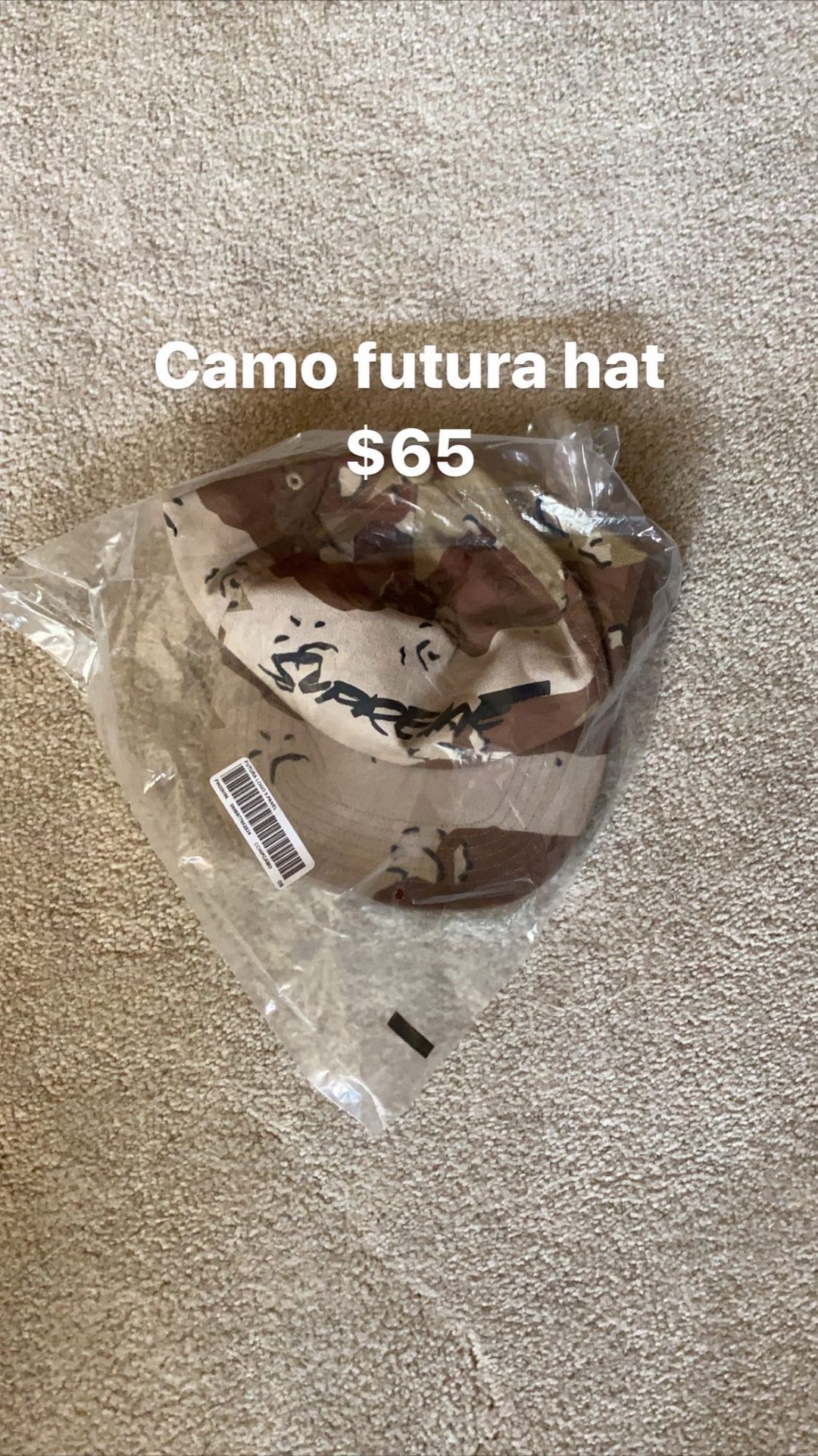 Supreme futura hat