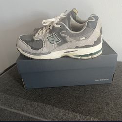 Size 9.5 Both Looking For Trades In A 10 10.5 Men Shoes Or $250 For Bape $150 For New Balance No Box For Either 