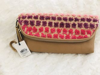 Fossil summer wristlet