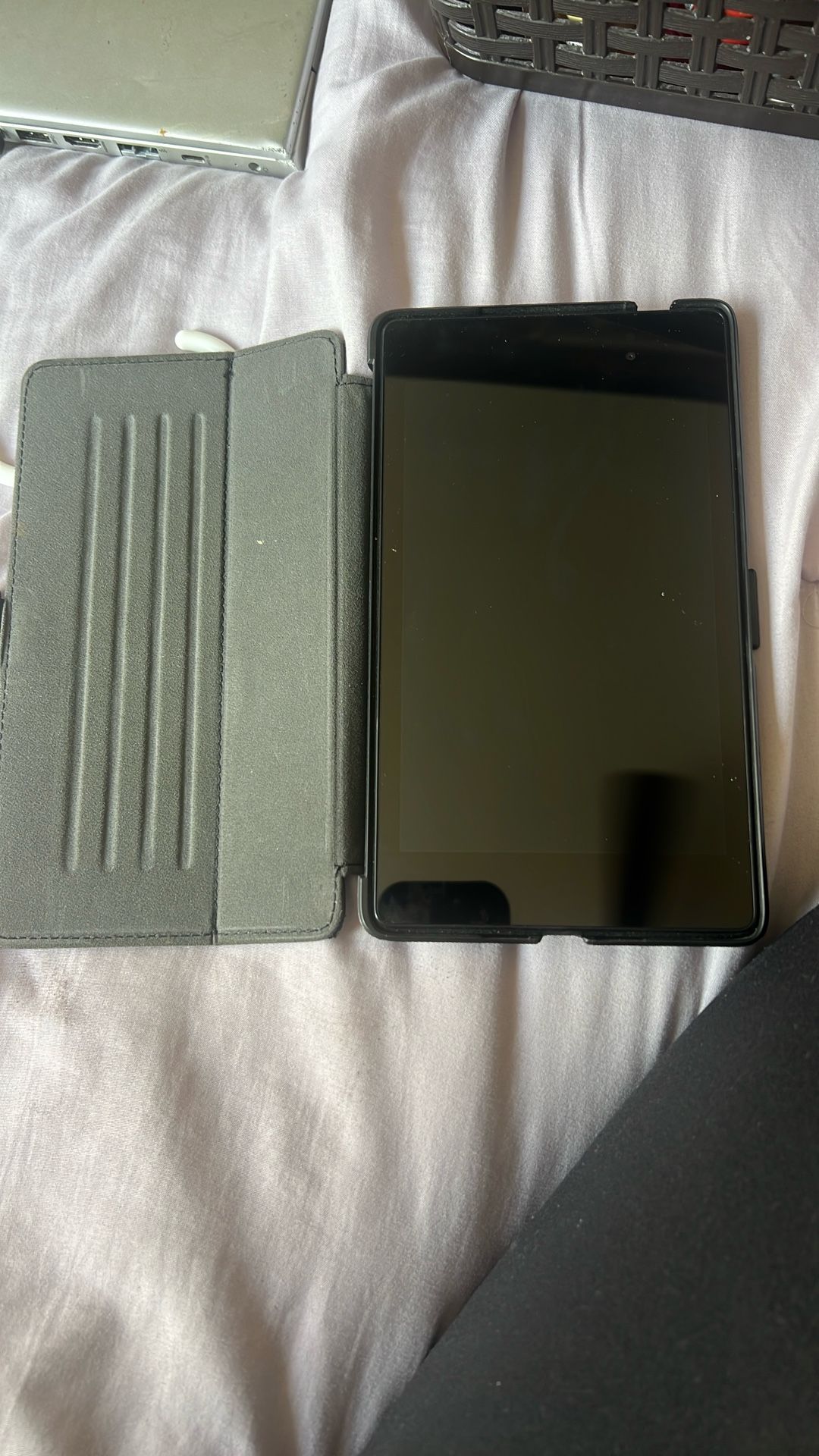 Tablet!kindle!notebook!