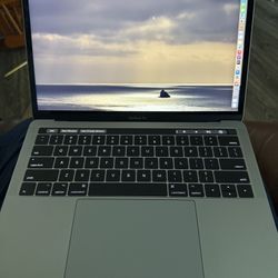 macbook pro 13.3” 