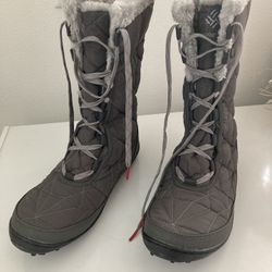 Women’s Columbia Boots Size 11