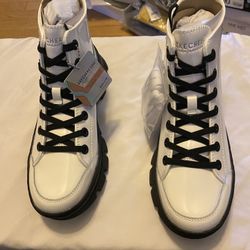 Sketchers White Lace Up Boots