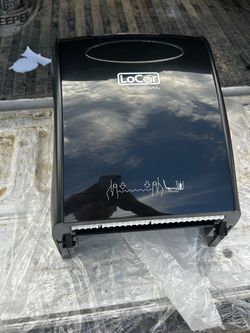 LoCor by Solaris Paper Towel Dispenser