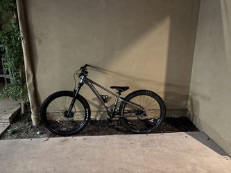 Giant Kids Hard Tail Mountain Bike