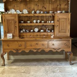 China Cabinet All Wood Rustic. 